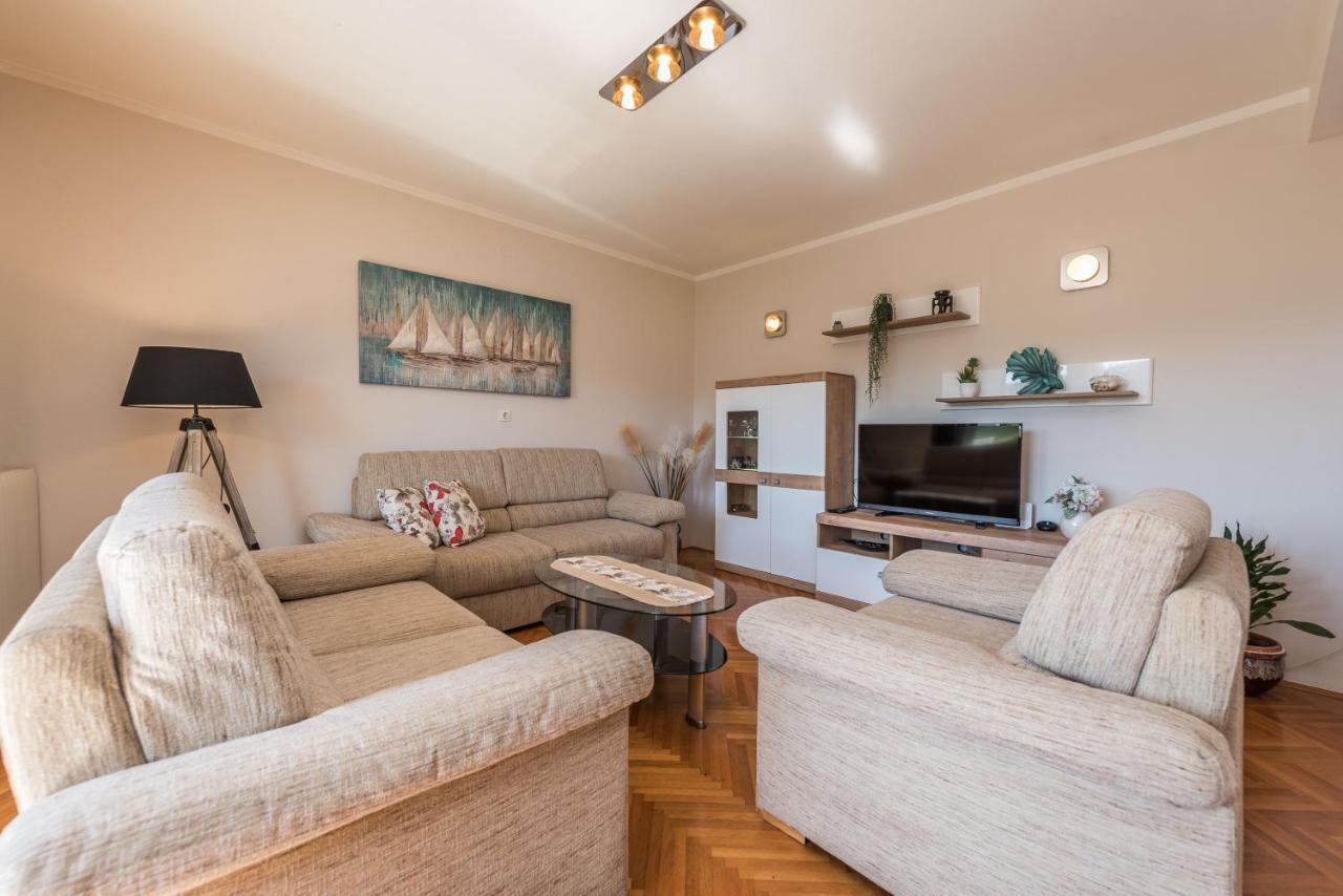 Stedi Apartment Lukoran Exteriör bild